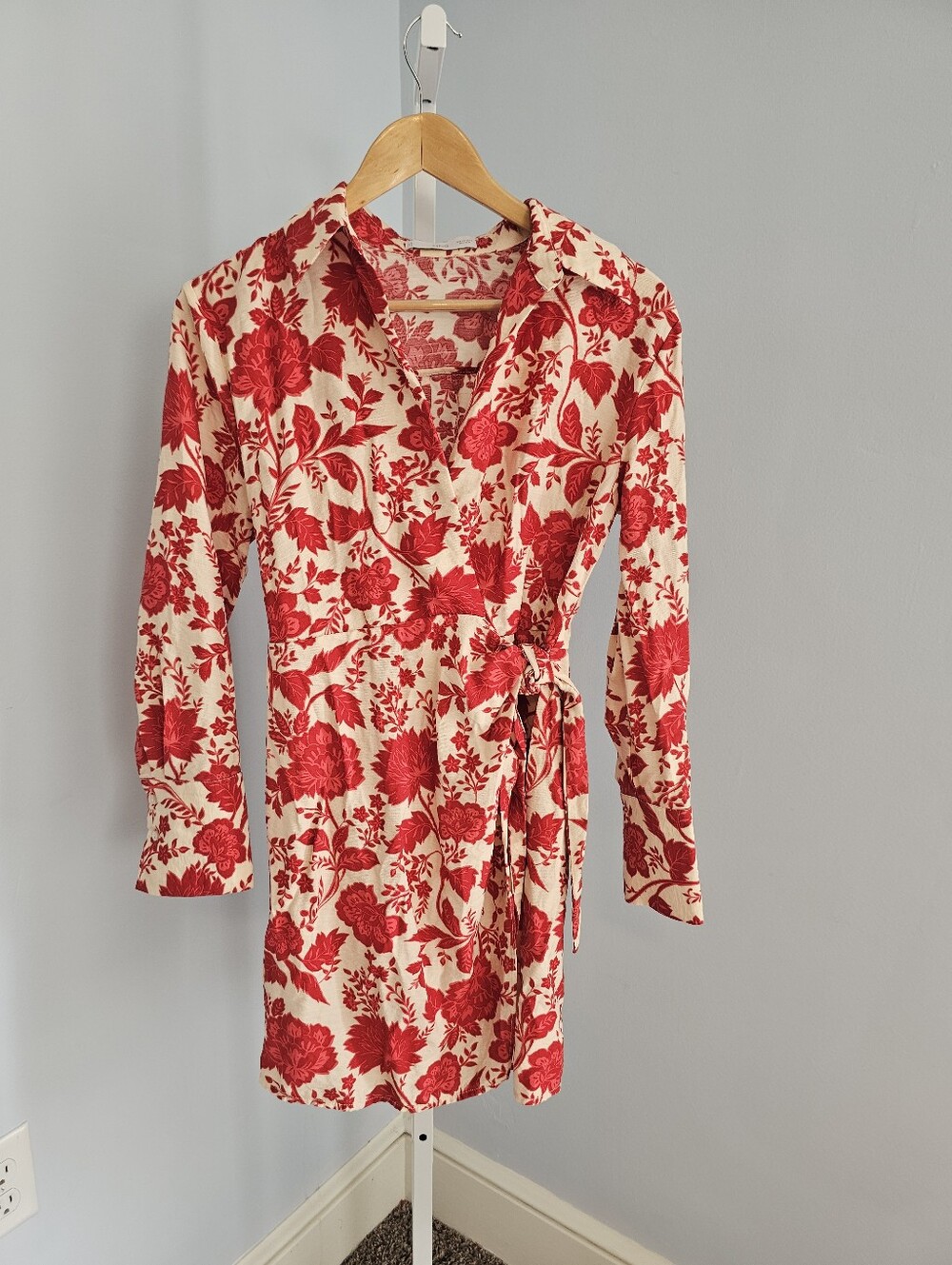 MANGO Women's Floral Wrap Dress Size 2 - Picture 5 of 10